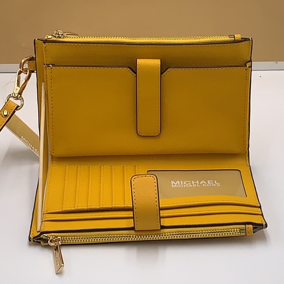 MICHAEL KORS LARGE DOUBLE ZIP WRISTLET WALLET JASMINE YELLOW COLOR - Picture 6 of 13